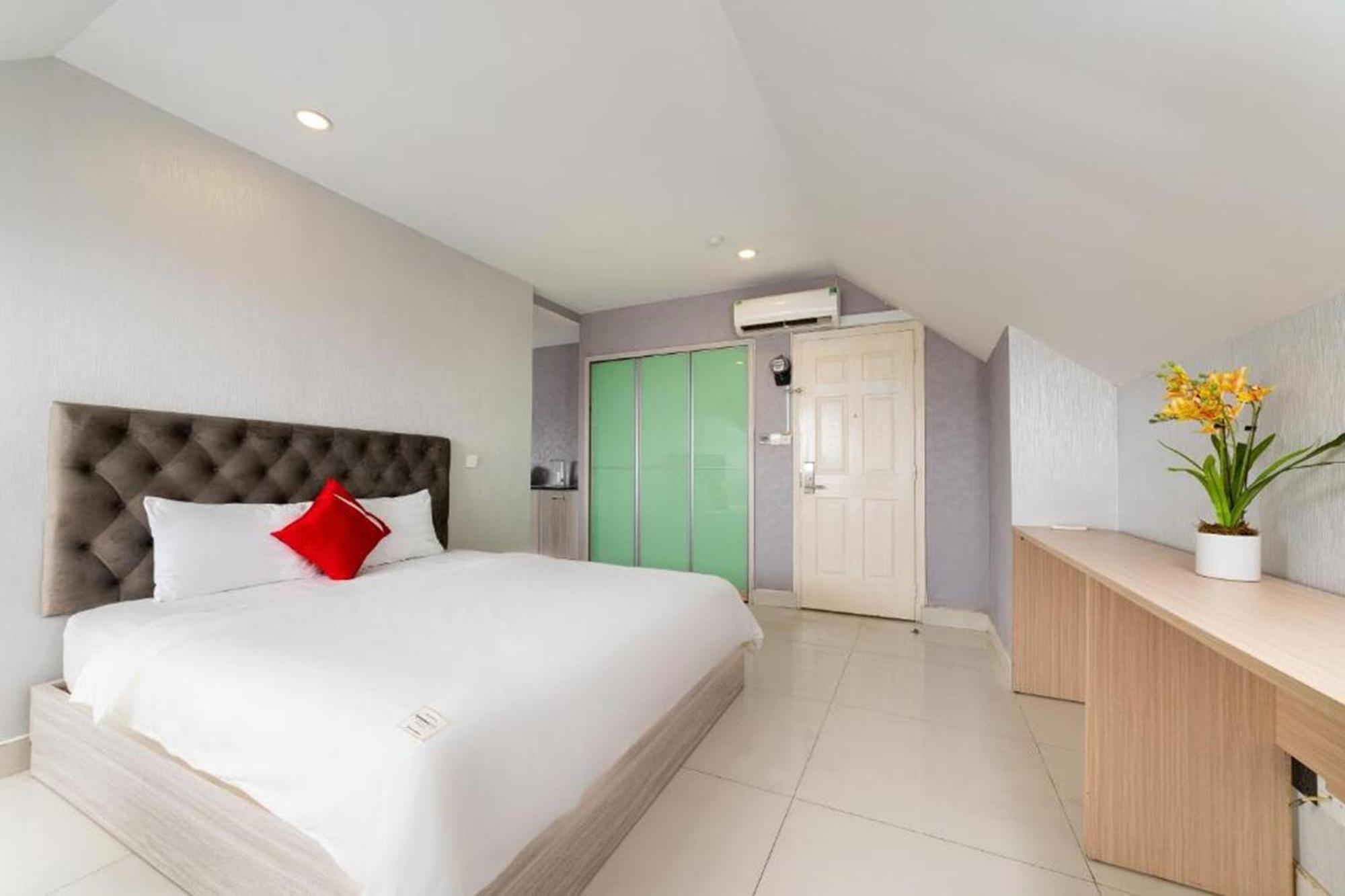 Collection O Sunshine Garden Hotel - Near Secc Ho Chi Minh City Exterior photo